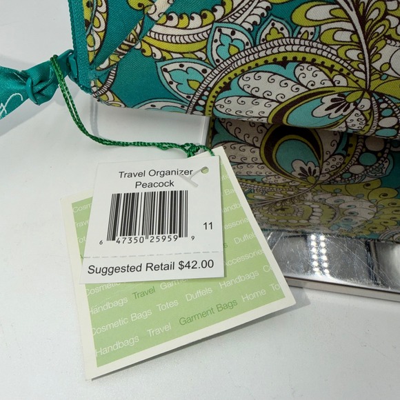 Vera Bradley Travel Organizer Wallet Peacock Paisley Zip Around Wristlet - Picture 2 of 8